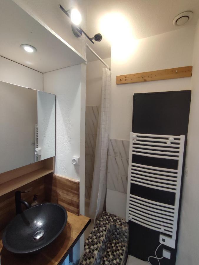 Appartement 2 Pieces Centre De Vannes Avec Parking Prive Екстер'єр фото